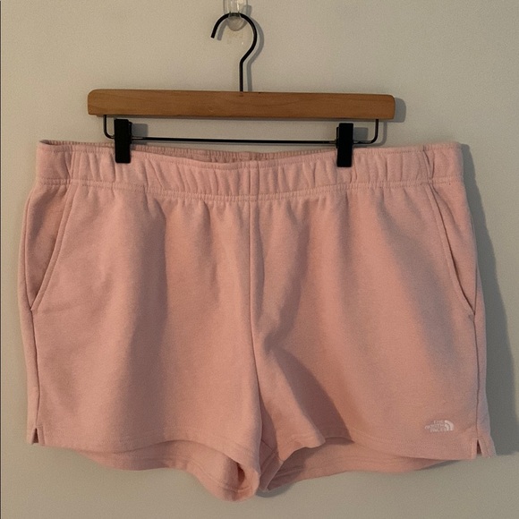 The North Face Pull-On Activewear Sweat Shorts Light Pink XXL Athleisure Gym - Picture 1 of 8